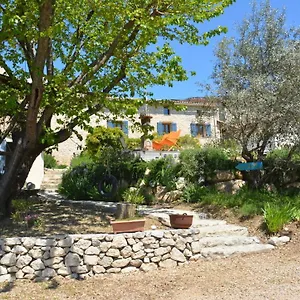 https://les-jonchiers.fr-provencehotel.com