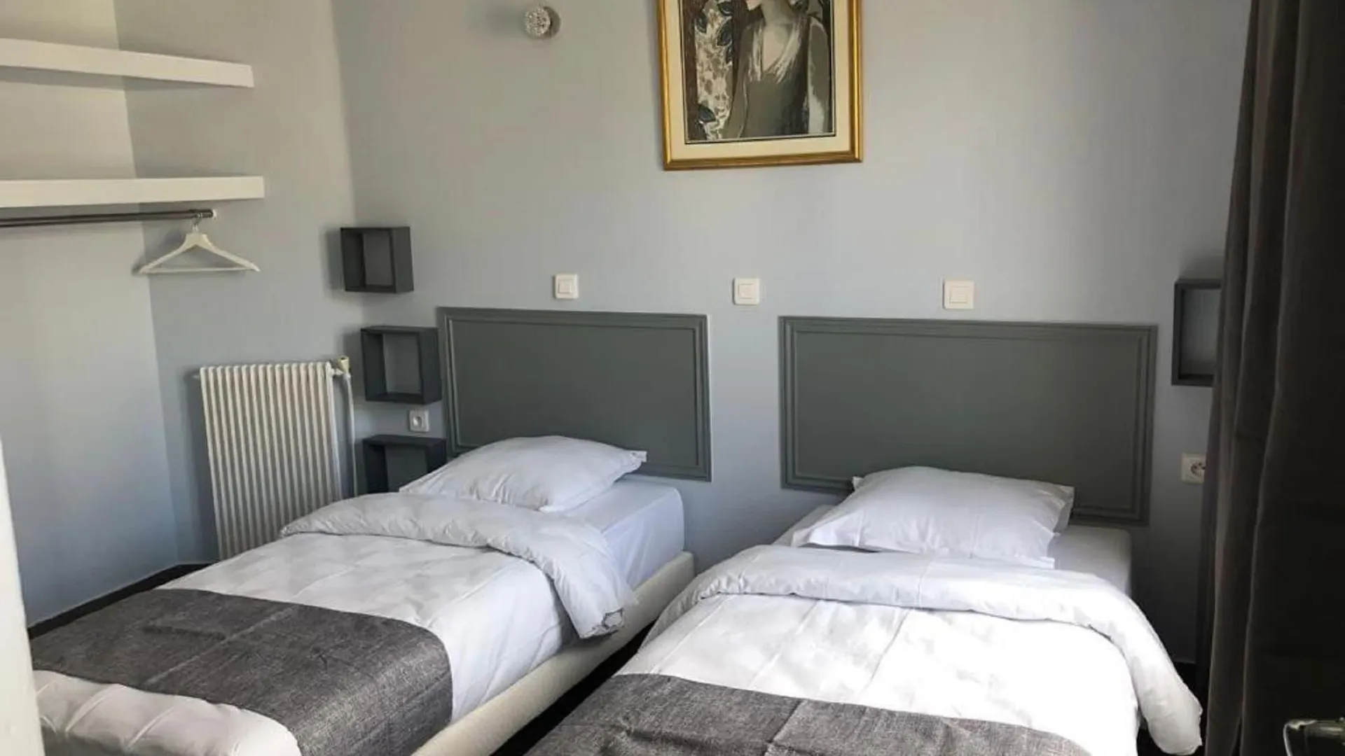 **  Hotel Clauzel Paris Fransa