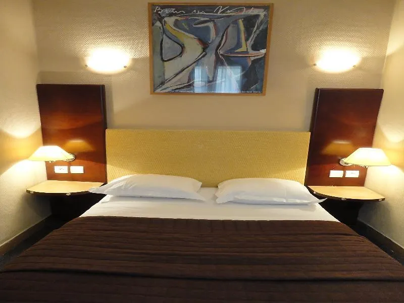 Hotel Clauzel Paris